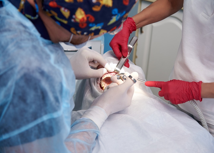 What Are The Benefits Of Surgical Dentistry?